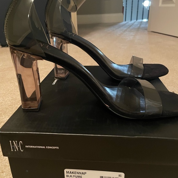 INC Makenna Sandals with box like new - Picture 4 of 4